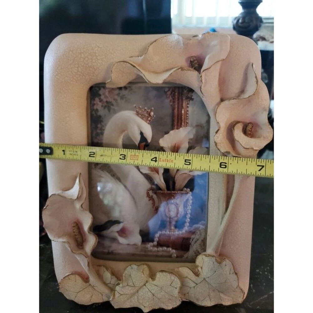 Vintage Victorian Blush light peach Ivory Calla Lily Frame – Ornate Floral Decor - Picture 6 of 7